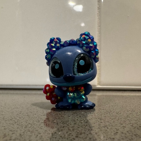 Custom blinged | Super hero Stitch | Disney Doorable - Picture 1 of 2